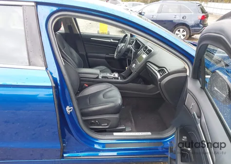 2017 Ford Fusion Energi Titanium из США, поврежденный, VIN 3FA6P0SU6HR128590